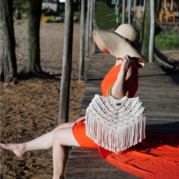 Half Moon Handmade Macrame Handbag - Picture 6 of 6